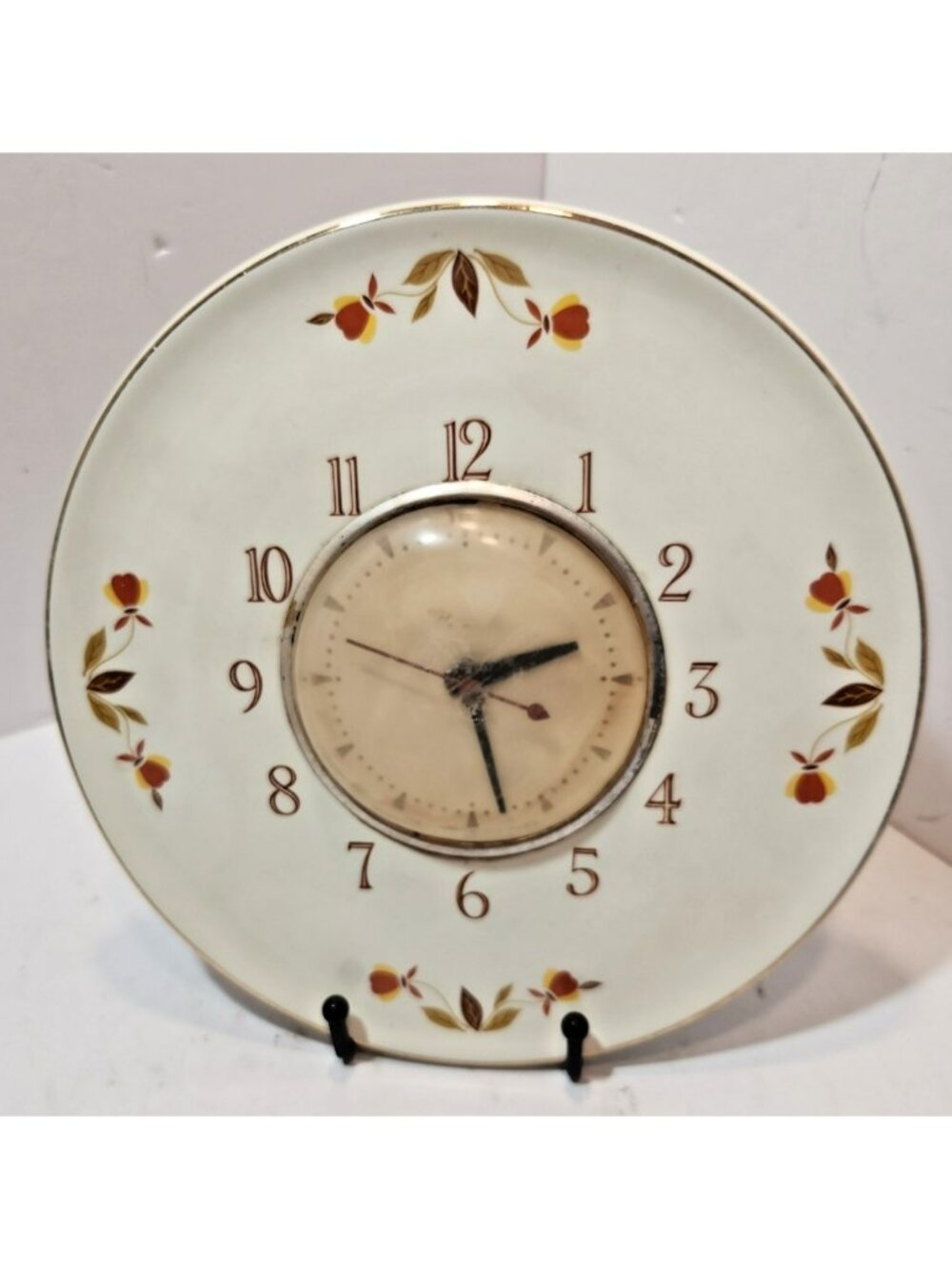 Vintage 1950s  Hall Autumn Leaf/ Jewel Tea Porcelain Wall Clock